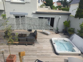 Villa pour 8 personnes avec SPA à 1 km de la plage
